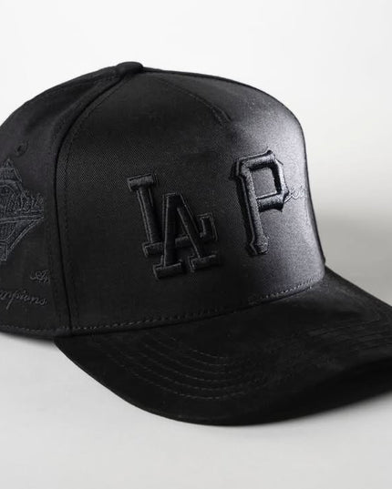LA PEOPLE ALL BLACK