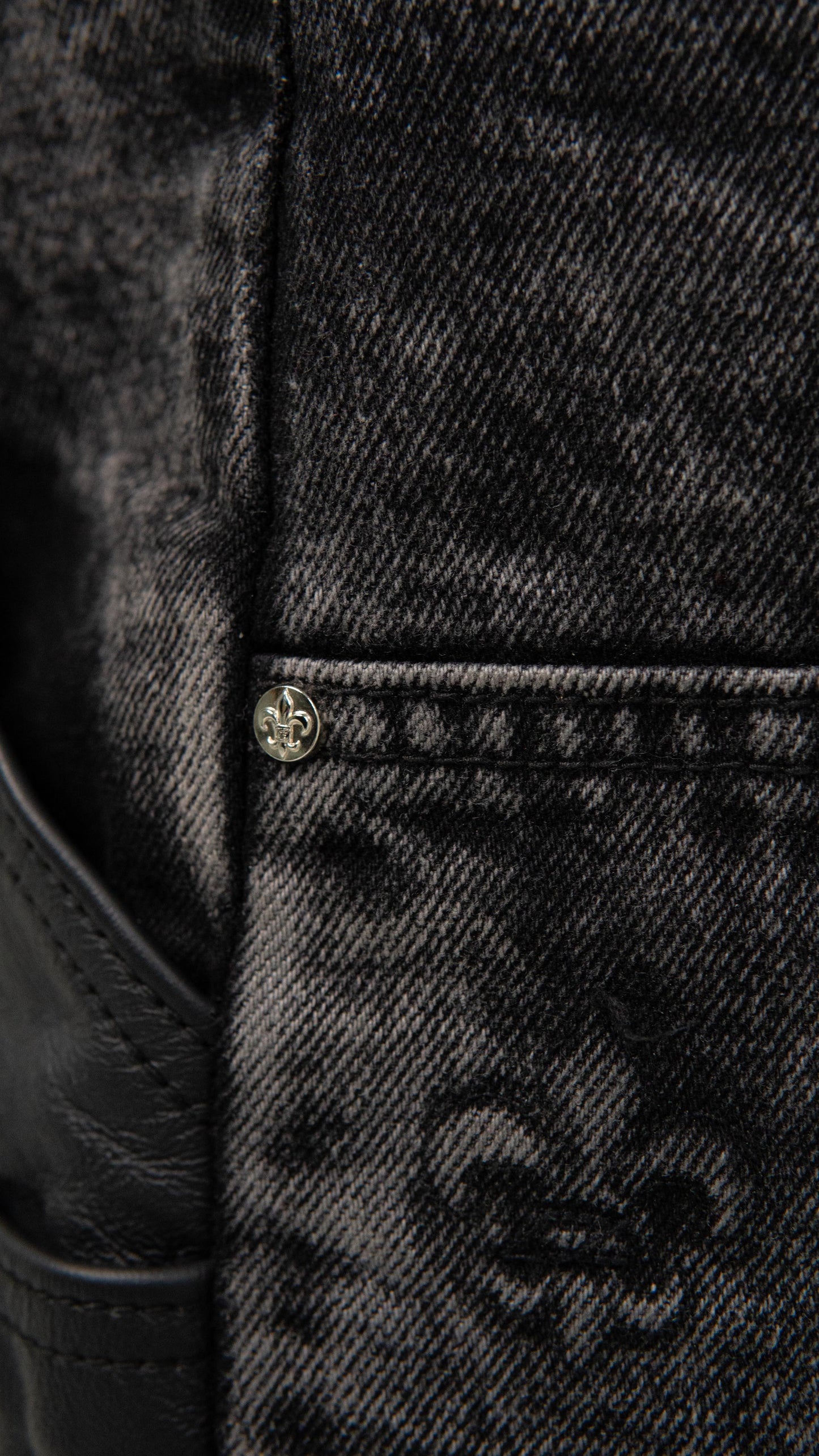 PANTALÓN BLACK WASHED